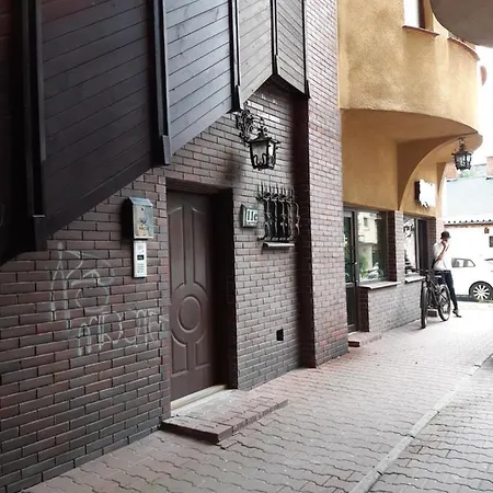 Secesja House Apartman *